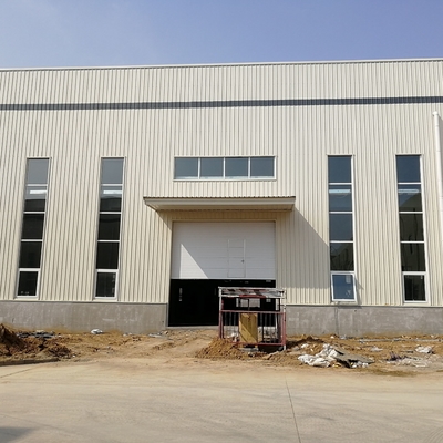 مستودع هيكل فولاذي خفيف مُسبق الصنع Q235B Q355B ASTM A36