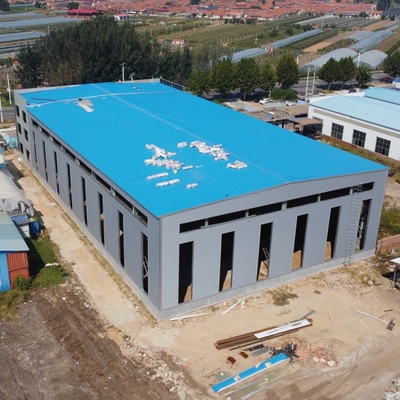 مستودع هيكل فولاذي مسبق الصنع بإطار بوابة Q235B Q355B ASTM A36