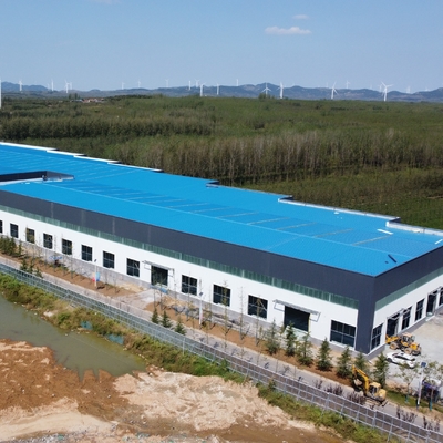 Q235B ASTM A572 مبنى مستودع فولاذي من قبل مع لوحة عزل