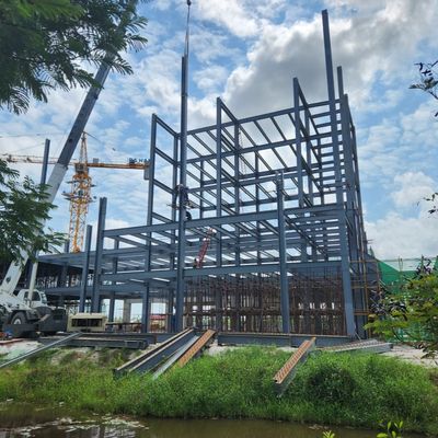 التصميم الحديث الهيكل الحديدي المجهز مبنى الفنادق المباني متعددة الطوابق مبنى الصلب