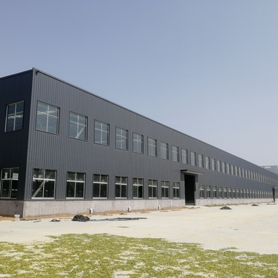 ورشة عمل الهياكل الصلبية الجاهزة 200m x 40m مع عزل الصوف الصخري