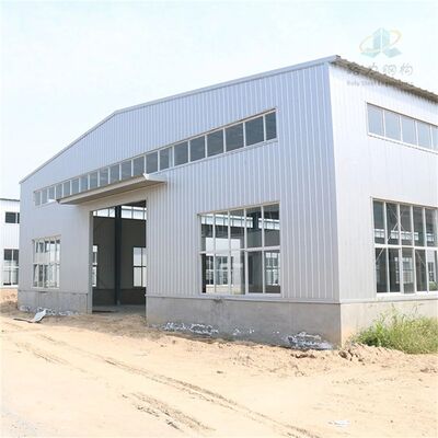 Q355B مستودع فولاذ مسبق الصنع مع لوحة ساندوتش